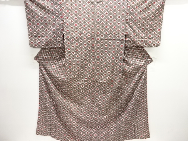 大正ロマン　斜め格子に菱華紋模様着物